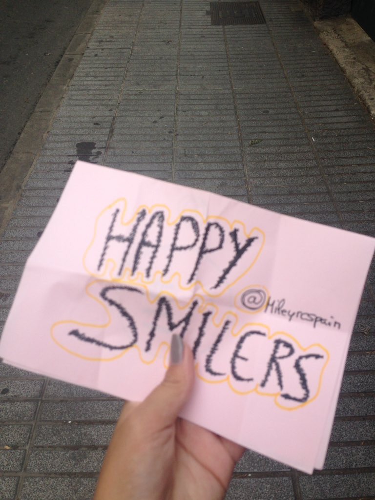 HHSmilers tweet picture