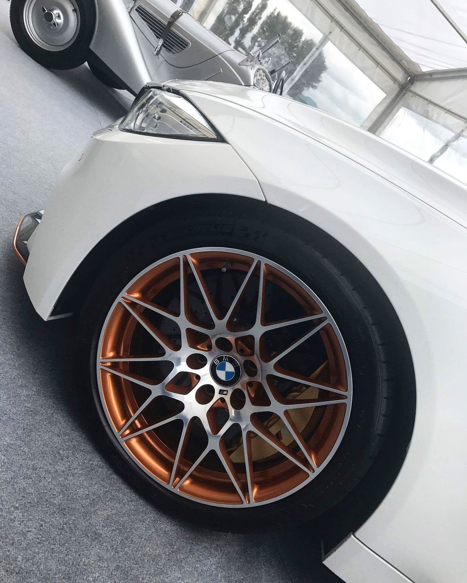 BMWCCGB's tweet photo. Sneak peak of BMW Car Club stand at Silverstone #bmwcarclub #bmwcarclubgb #stand #silverstoneclassic #silverstone2017 #mpower #bmwcchq https://t.co/4tOge7egn4