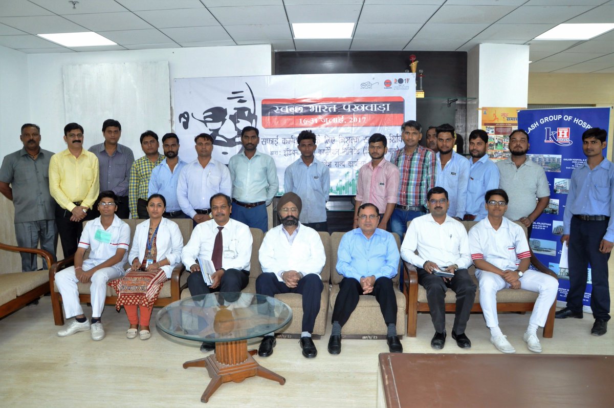 UPSO2HR's tweet photo. Health Camp organised at UPSO-II for sanitary workers. However, it was participated by all employees. https://t.co/nFGNCREhYw