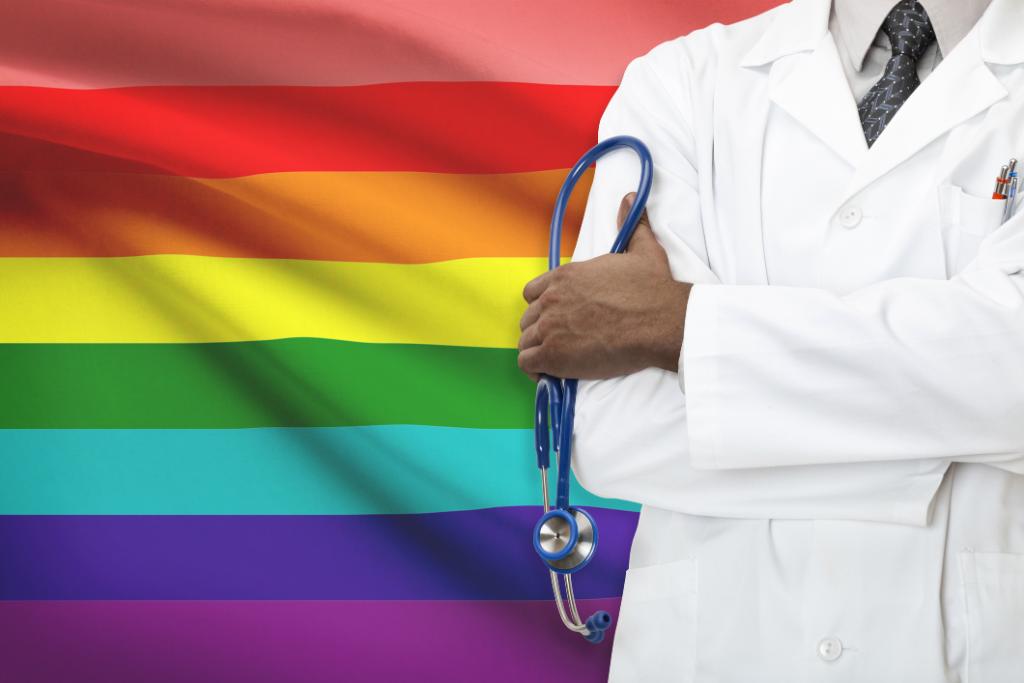 nyphospital's tweet photo. #NYP stands w/ the #LGBTQ &amp; Trans community &amp; is committed to providing healthcare to all https://t.co/E5TBBzFSSK #TransRightsAreHumanRights https://t.co/lm9b5HXomA