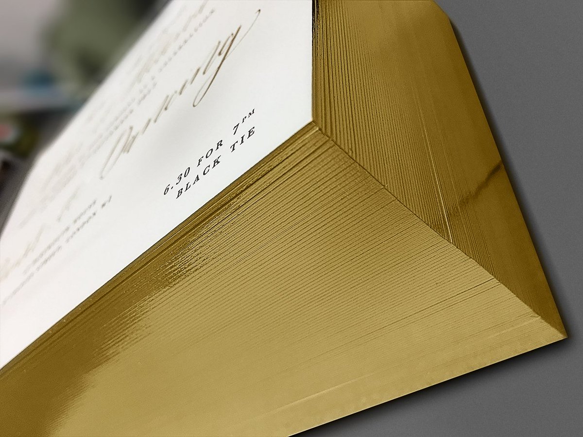 This weeks blog is up for you're viewing pleasure.
centurystudios.co.uk/2017/07/27/bla… … … <a href="/GFSmithpapers/">GF Smith</a> @Foilco