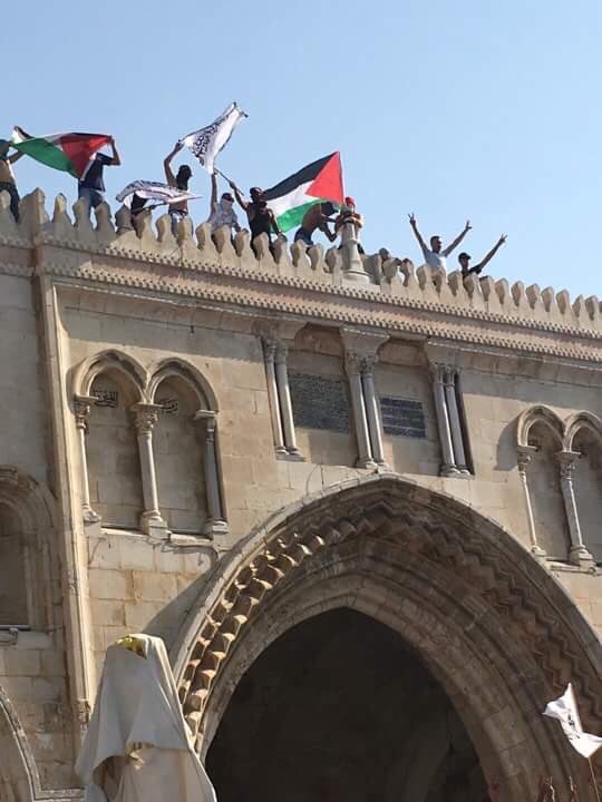 MohammedAssaf89's tweet photo. القدس بتحكي كلمتها
اهل القدس بيحكو كلمتهم
فلسطين بتحكي كلمتها
#القدس_تنتصر https://t.co/0nUvAyaO5A