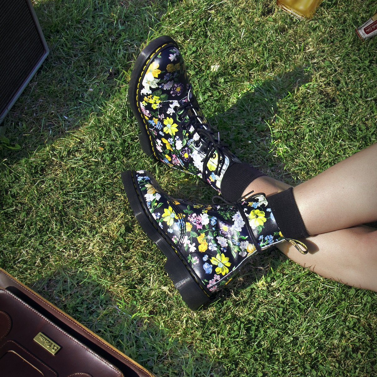 DR MARTENS: 1460 Bloom