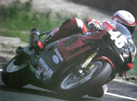 ট ইট র バイクレースはドラマより面白い 1987年鈴鹿8耐 高吉選手 今でも毎年このレースを思い出します スーパーノービスの高吉選手が翌年8耐でトップを走るシンデレラストーリーは暗闇の中で思わぬ結末を迎える事に 1987年サイクルサウンズを転記