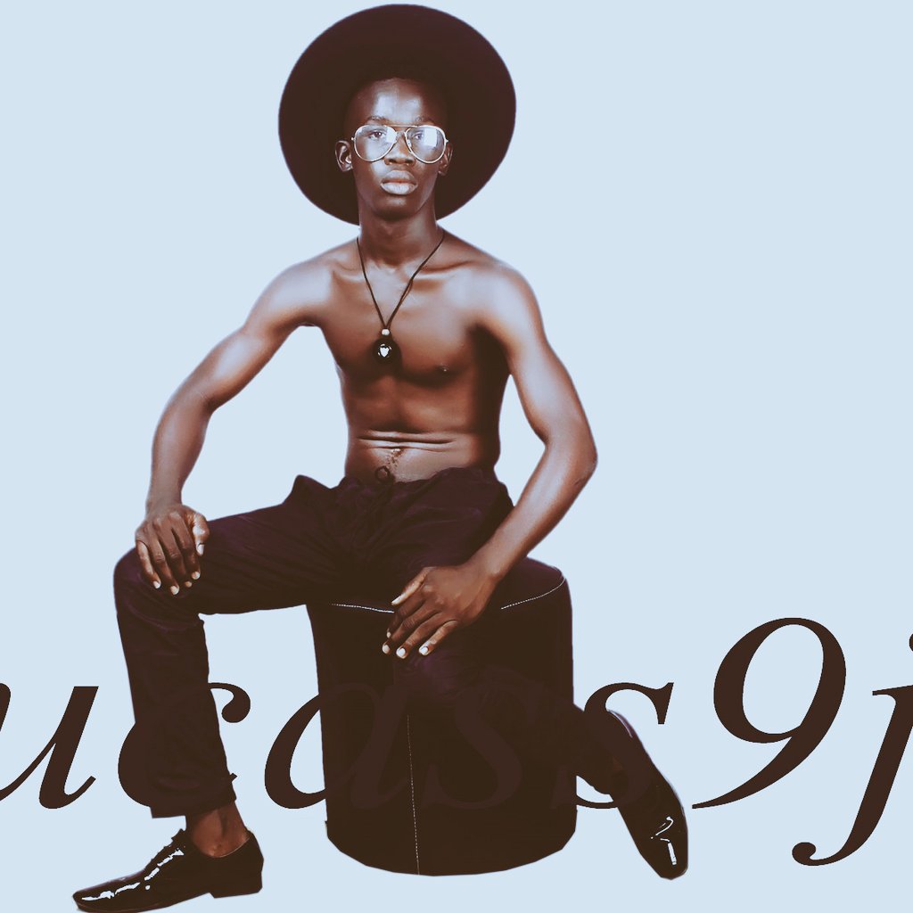 TerryLucass9ja's tweet photo. One crazy model in lucass9ja he gat what it take advertise with us now @TerryLucass9ja https://t.co/fhpIPQFh57