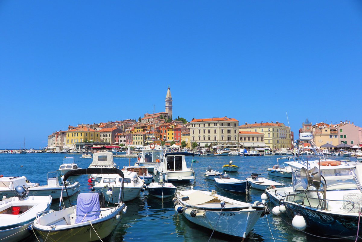 agoracomhr's tweet photo. There are still a few available places for your seaside holidays! Check it out on https://t.co/VAOfbWJtAP 
#summer2017 #lastminute #agora https://t.co/oox8SrpHHo