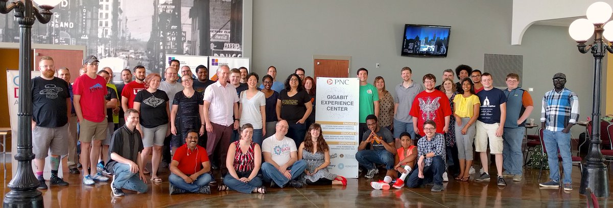 MichaelMobility's tweet photo. @CivicDataAlly @edblayney @nztechwiz Great panos of some attendees with @louisvillemayor by @mattgolsen and @cheapwebmonkey from @CivicDataAlly's Smart Home Hackathon at GEC. https://t.co/Ix19wP77oC