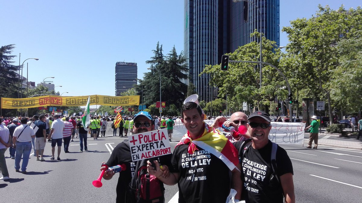 elchispa82's tweet image. @RadioTaxiElche @policiaelche @ajuntamentelx @SignesFrancesc @generalitat @ALC_Airport @Inf_Elche @AlcaldeDeElche