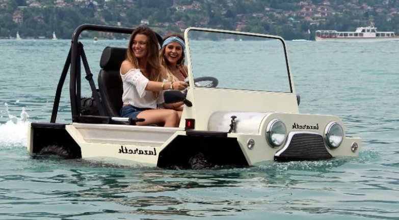 TforBB's tweet photo. Who says you can't drive on water?
https://t.co/cJDvTu0R3e 
#amphibious #watercar #watertoy #vehicle #floatingcar https://t.co/4en7dTYFIE