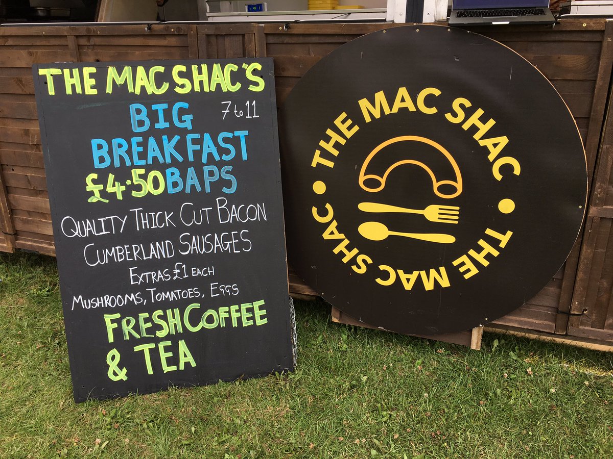 TheMacshac's tweet photo. the food trader of choice @BadgerGP for #F1 is back @Silverstone for #SilverstoneClassics offering #BigBreakfastBaps 7-11 come get em! https://t.co/rwlH3CJQ6A