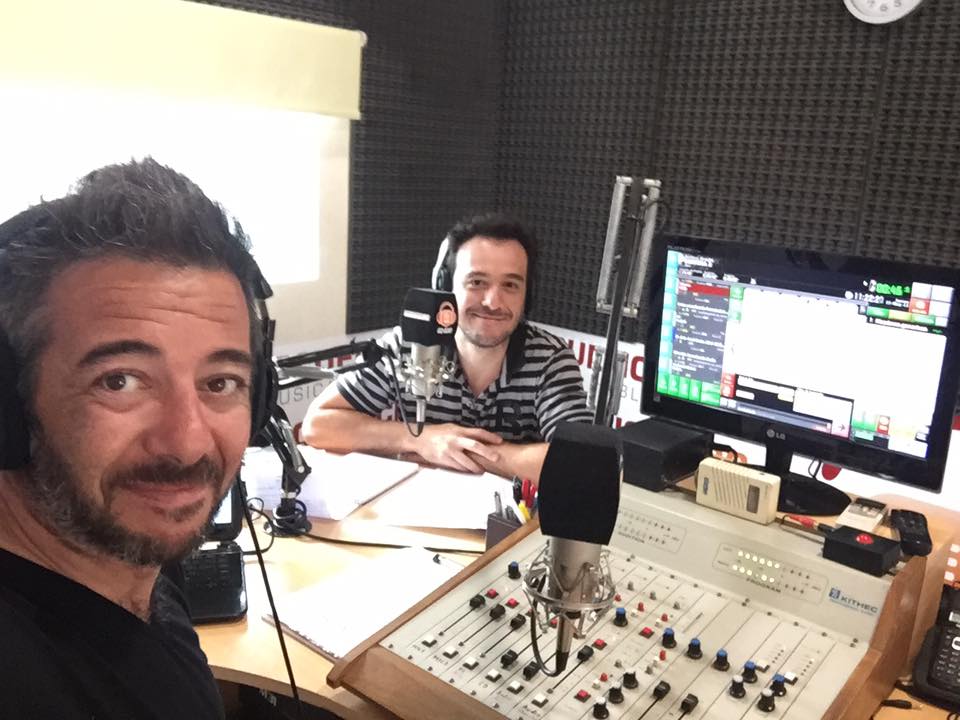 PuebloChicoHG's tweet photo. Latinoamérica en sintonía con Sebastian Chaparro y @DavidMagnarelli hoy la columna es:
"La Tumba Francesa"
#LatinoamericaEnSintonia #PCHG https://t.co/pyw9vZktEx
