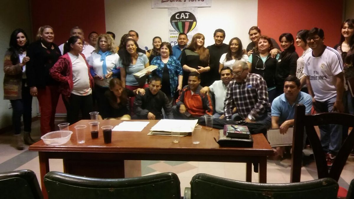 fguillesaavedra's tweet photo. Reunión con los coordinadores de los programas de Políticas Socioeducativas en #Irigoyen  #TrabajoEnTerritorio #Equipo  @aniberruezo https://t.co/qrRL49UA6y
