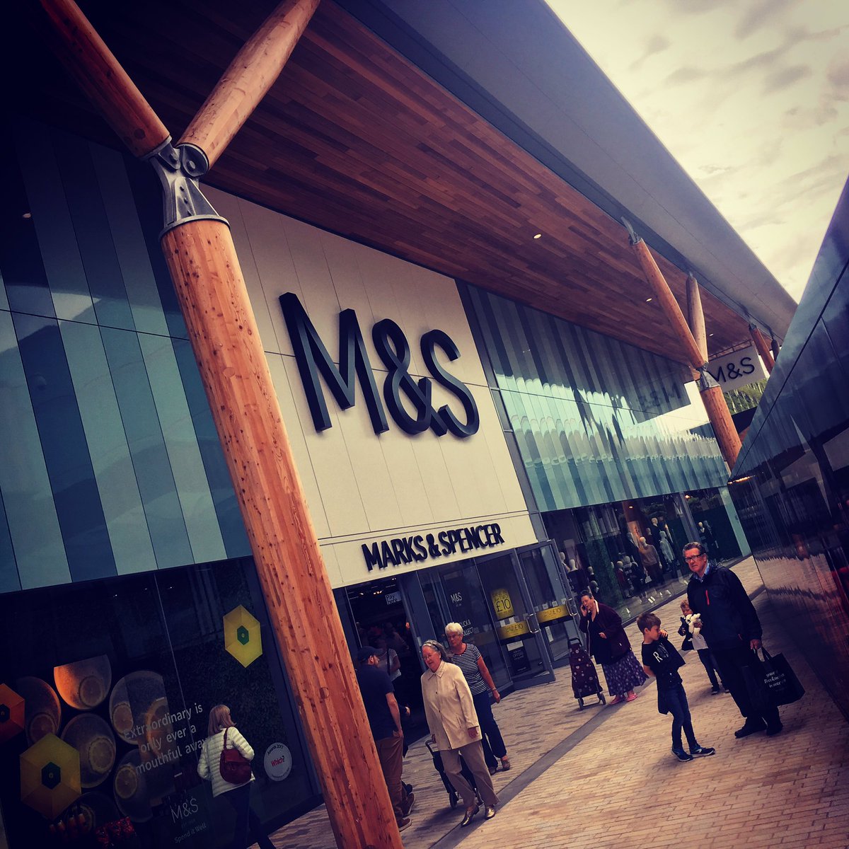 #thelexiconbracknell sees it's first grand opening. Great to see <a href="/marksandspencer/">M&S</a> so busy. Can't wait for launch in September! Well done all