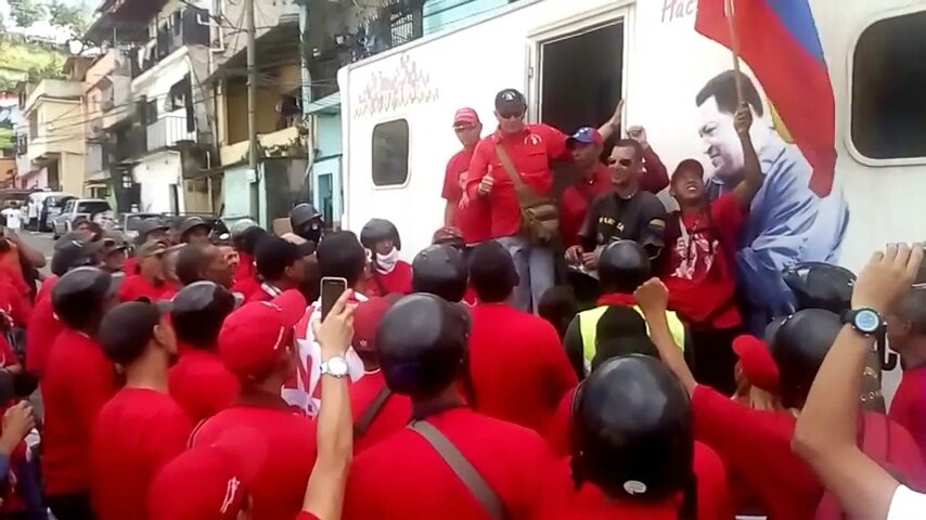Colectivoghpp's tweet photo. #27Jul A 3 días para la constituyente llamamos al pueblo el #30Jul #Vota2ValentinSantana 
porq votar por Valentin?👇
https://t.co/n9IkLobL94 https://t.co/wZ8tFxzHpO