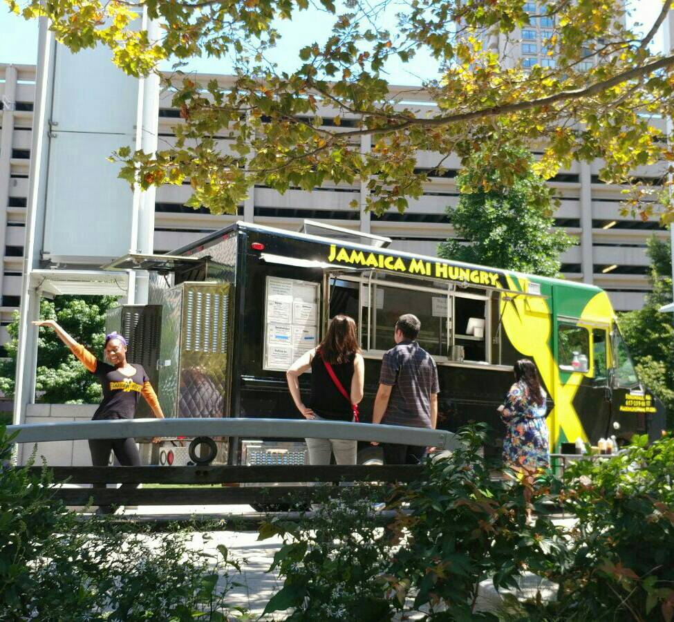 JaMiHungry's tweet photo. 3 chances to catch us today! South Boston Maritime Park 11a-1:30p @gardnermuseum 5-9p and @NightShiftBeer 5-10p! #bostonfoodtrucks #mihungry https://t.co/acsjzmKnff