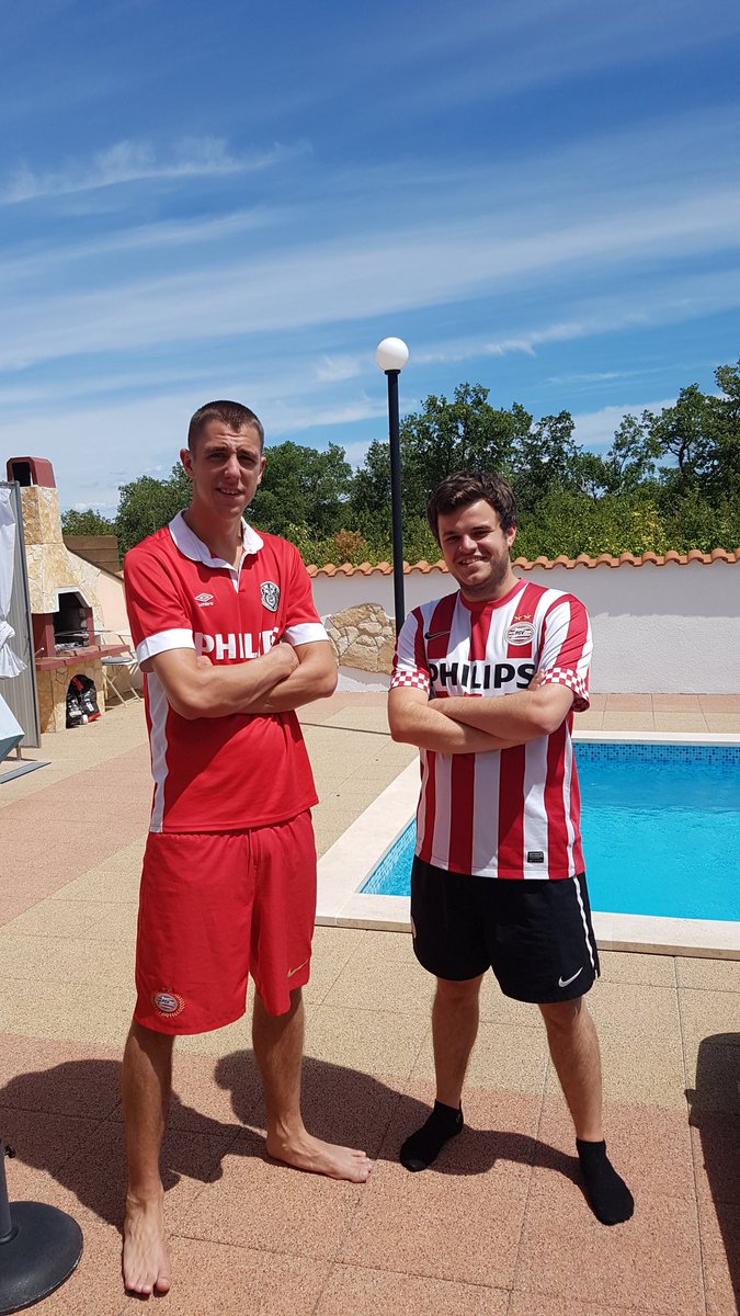 Roytje55's tweet photo. @PSV Vanuit Kroatië. Volgende week aanwezig in het stadion in Osijek! https://t.co/HolfhjZ68Y
