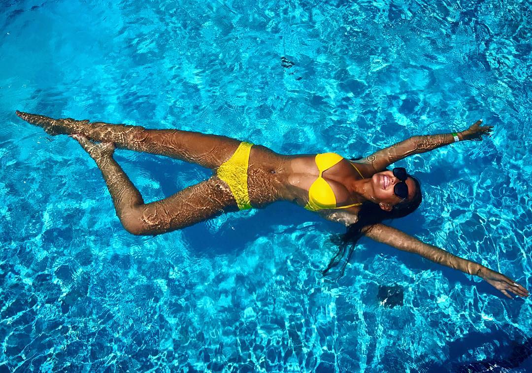 fashionfaver's tweet photo. Favesummer of the day: @zsofimolnar__ - Kövess minket Instagramon is! https://t.co/i0i4wmTuXc #fashionfave #favesummer https://t.co/XMbNdfyBcQ