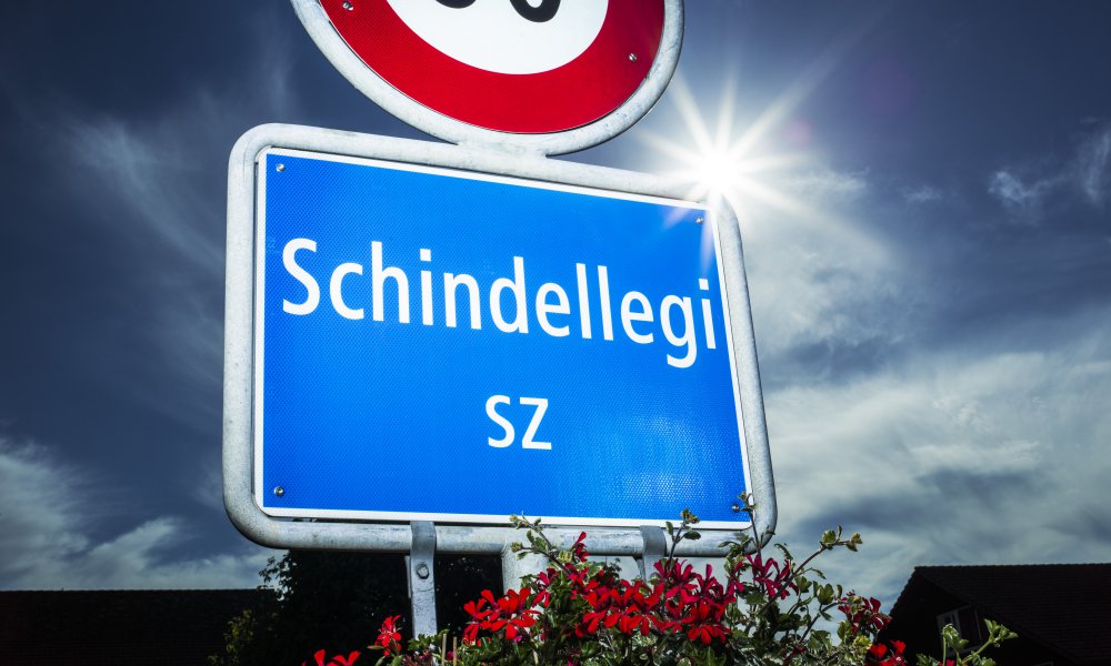 Die kleine Schwyzer Gemeinde Feusisberg-Schindellegi hat sich zum Hotspot der vermögenden Wirtschaftselite gemausert.bilanz.ch/immobilien/sch…