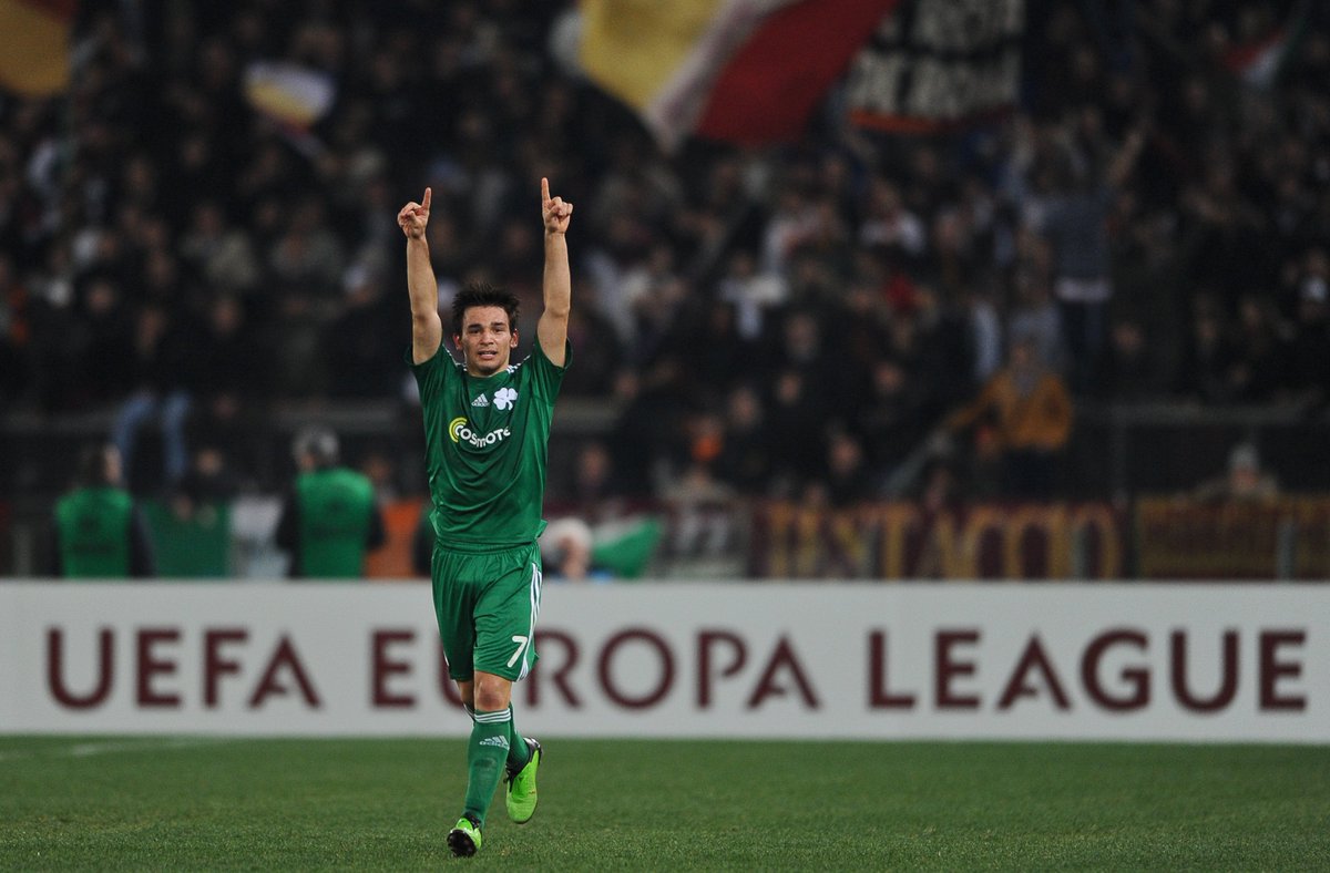 EuropaLeague's tweet photo. When Panathinaikos shocked Roma in the 2010 #UEL! 🇬🇷⚽️👌

Hit 💚 if you remember this... https://t.co/litGg8MRI9