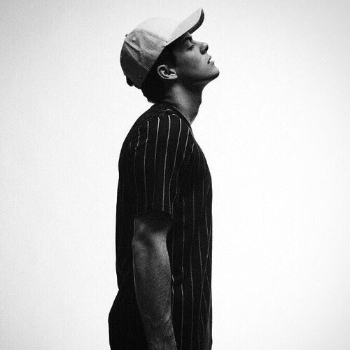 OswaldBlackwood's tweet photo. Thunder, feel the thunder https://t.co/LO8s2v6m8z