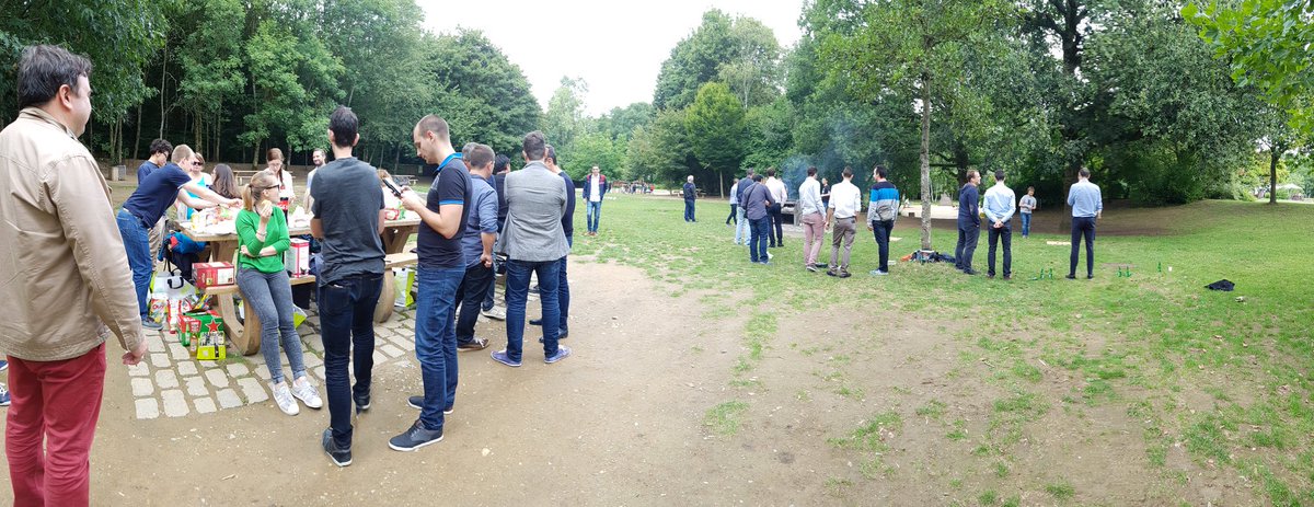 Chloe_Neosoft's tweet photo. Petit barbecue avant les congés estivaux avec une partie des équipes @NeoSoft_ Rennes https://t.co/XoDIJUtMNj
