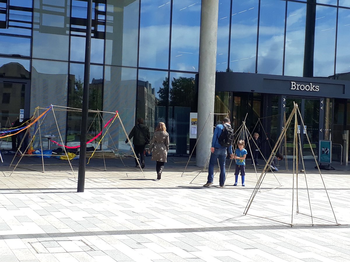 _Enn_Eff's tweet photo. Den building at #CommLearnFest #CLF2017 @MMUCommunity @MMUBirley https://t.co/fkUiL5J79a