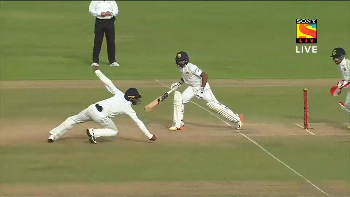 Abhinav Mukund's spectacular catch to dismiss Niroshan Dickwella on Friday. (Image credit: Screengrab/Sony Liv) Abhinav Mukund's spectacular catch to dismiss Niroshan Dickwella on Friday. (Image credit: Screengrab/Sony Liv)