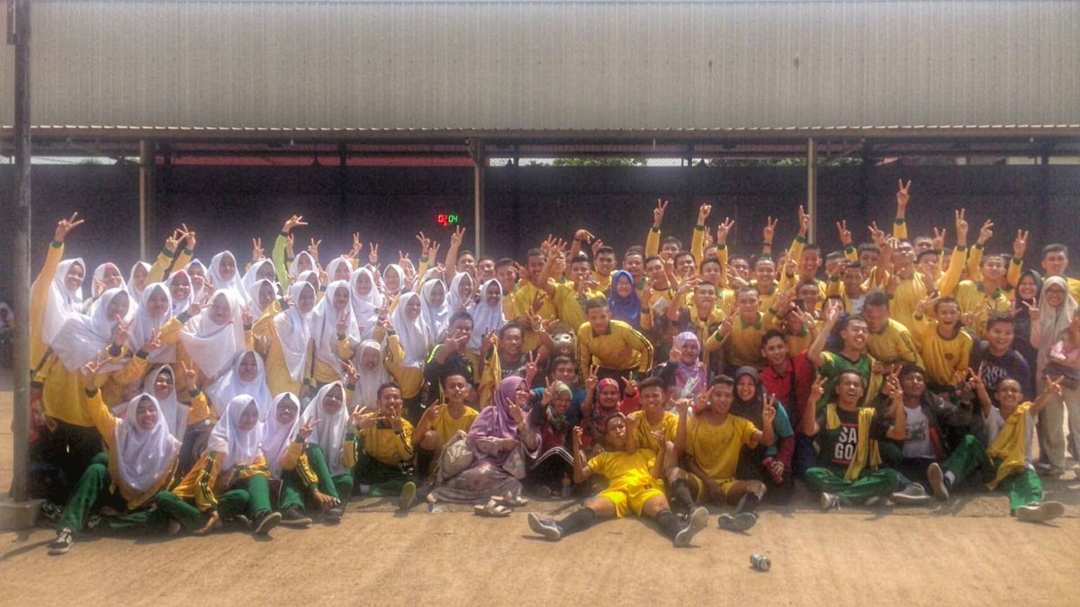 manduabtm's tweet photo. Assalamualaikum Mandafams 😂
Alhamdulillah, TIM FUTSAL MAN 2 Batam Telah Lolos AKSIOMA 2017 tingkat provinsi Dan Berhasil Lolos Ke Nasional https://t.co/zc7ByEyw6b