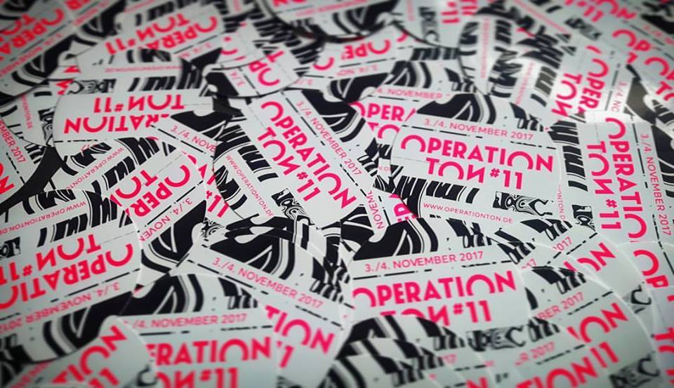 RockCityHamburg's tweet photo. Bald auch an Eurem Laternenpfahl: Der druckfrische Operation-Ton-Sticker! #hamburgcityneonpink #tapezieren #sticker #opt17 #auchzummitnehmen https://t.co/1yVJCJ9Fo9