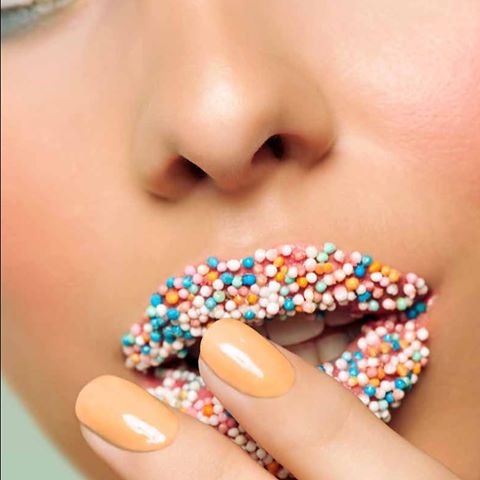 one_pelu's tweet photo. Los nuevos tonos de #esmaltes #semipermanente de Tahe #4evercandybarcollection estan triunfando este #Verano2017 https://t.co/wILMo1iznt