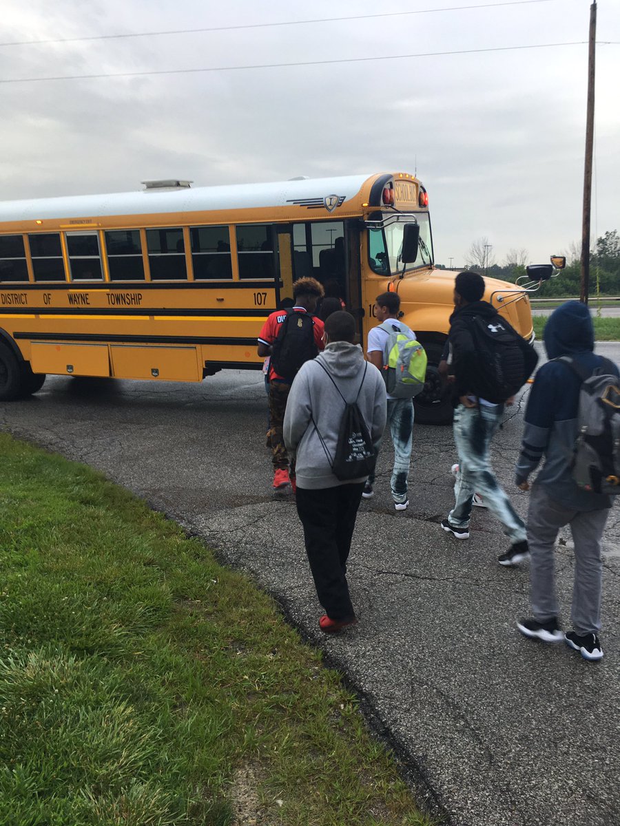 WayneTwpSuper's tweet photo. These #wearewayne scholars aren't going to let a little ☔️ dampen their first day excitement. https://t.co/wN990sSht7