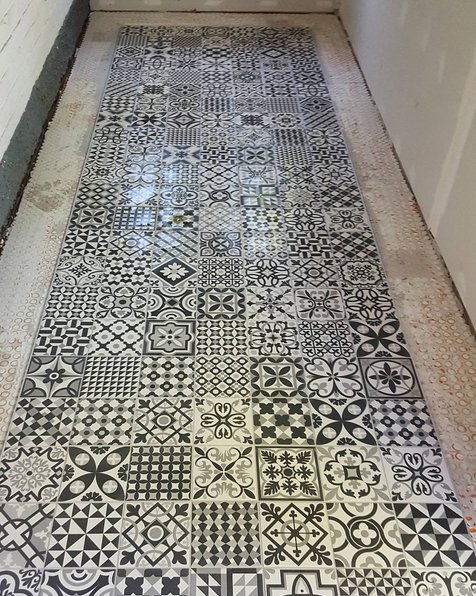 schluterNA's tweet photo. Check out this vintage-look entrance-way by Céramiques NARO inc. - complete with DITRA-HEAT floor warming for the perfect "welcome home". https://t.co/EkbVZJi7SY