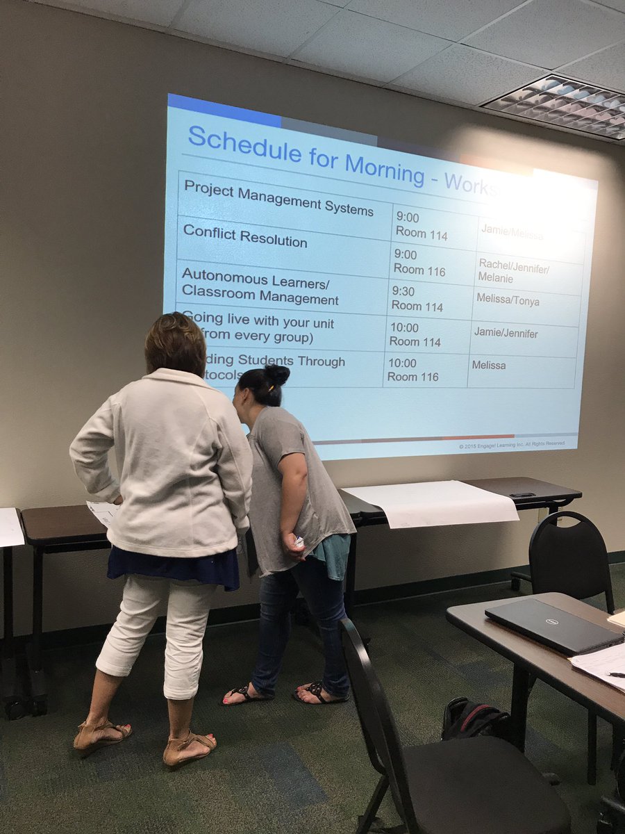 mmhscience's tweet photo. Admins supporting their HELM teachers. #iCOACHhornets  #HISDLearns https://t.co/gXgR2IPOmz