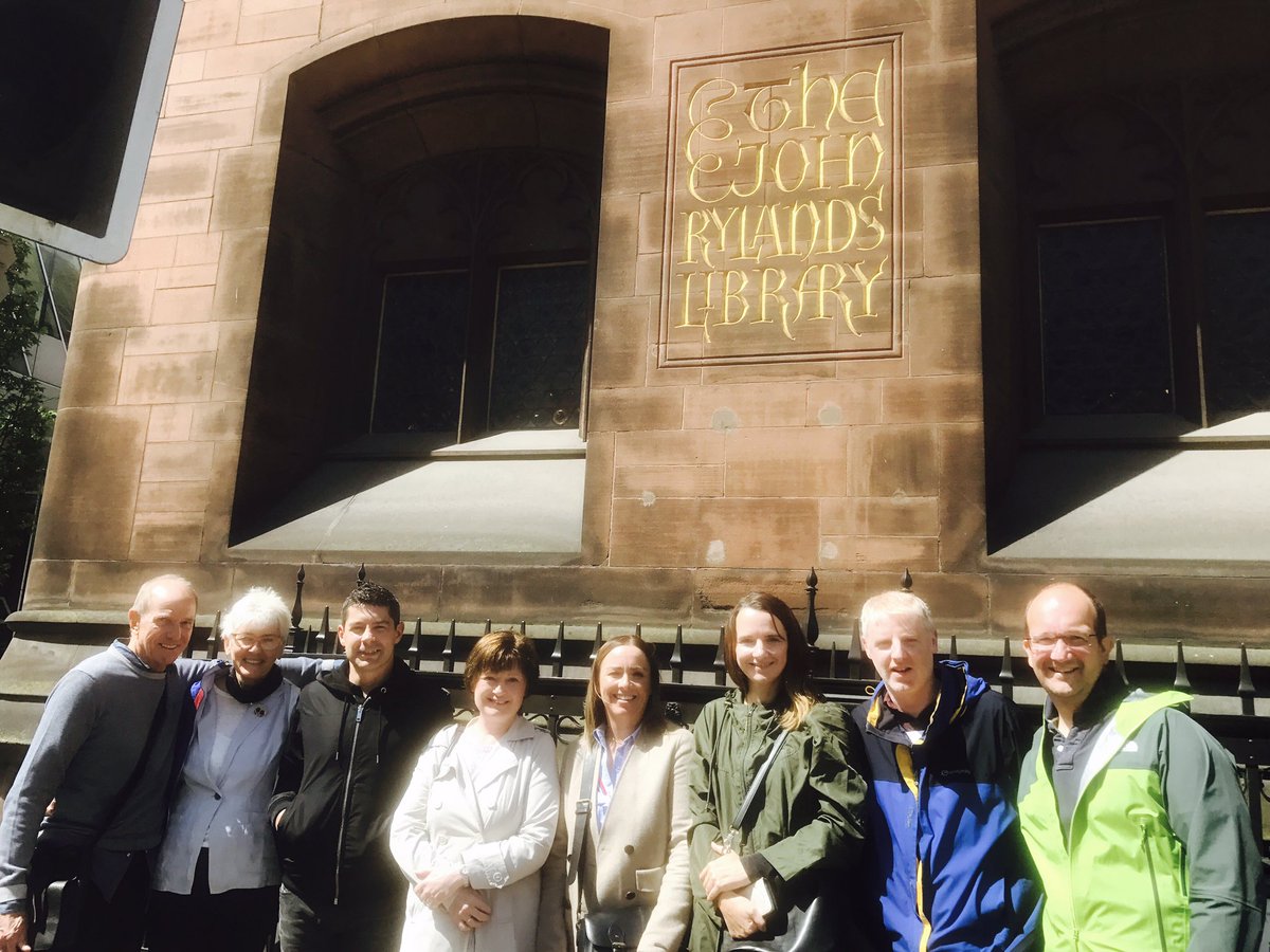 showmemcr's tweet photo. Really enjoyed chatting with today's #discovermanchester group, lively bunch from #greater #manchester, #brighton &amp; #cumbria @bionow 👍🏼🐝 https://t.co/aMz4hEnN0K