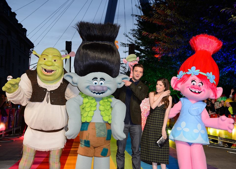 AParksnews's tweet photo. #Halloween party at @ShreksAdventure London with #trolls https://t.co/sjIC8QAAEg https://t.co/ikgI19qGZ9