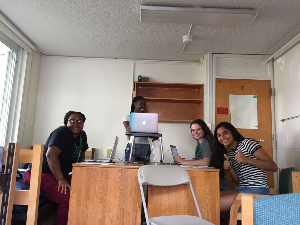 DDIDebate's tweet photo. Let the interlab practice rounds begin! #brilliantwomenofddi https://t.co/McnhRXM2Q1
