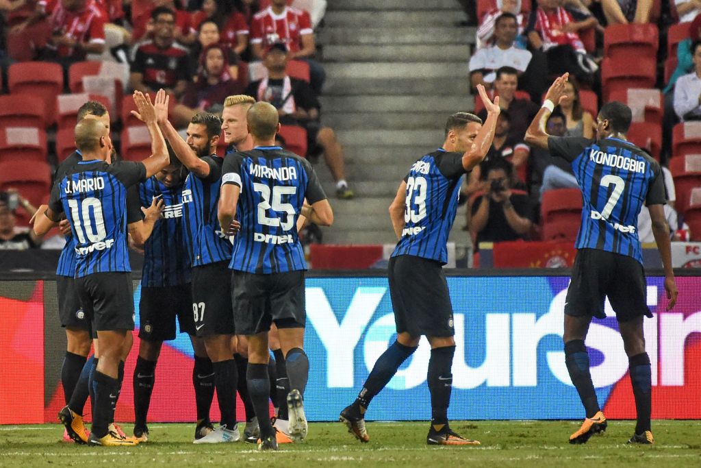 FansNerazzurri's tweet photo. HT : Inter 2-0 Bayern
⚽ Eder Brace 👟 Candreva 👟 Perisic https://t.co/LOL3um9ajy