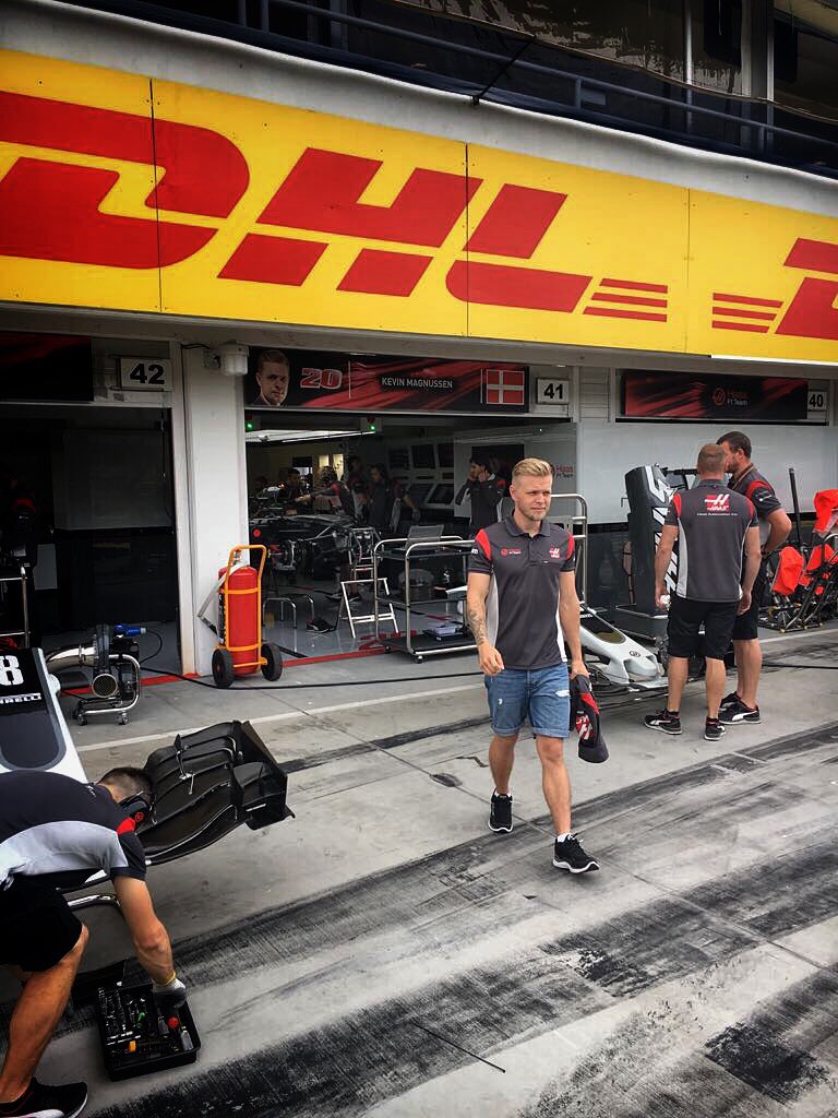 KevinMagnussen's tweet photo. Earlier today getting ready to explore Hungaroring by foot 👀 #KM20 #HungarianGP https://t.co/kpEufSPUfK