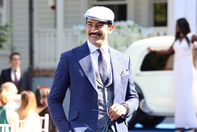 hodukmoduk's tweet photo. Sanırsın dört tane farkli filmler😂😍😎 #kenani̇mirzalıoğlu #cingözrecai #loadingg https://t.co/DvUqtjMPX2