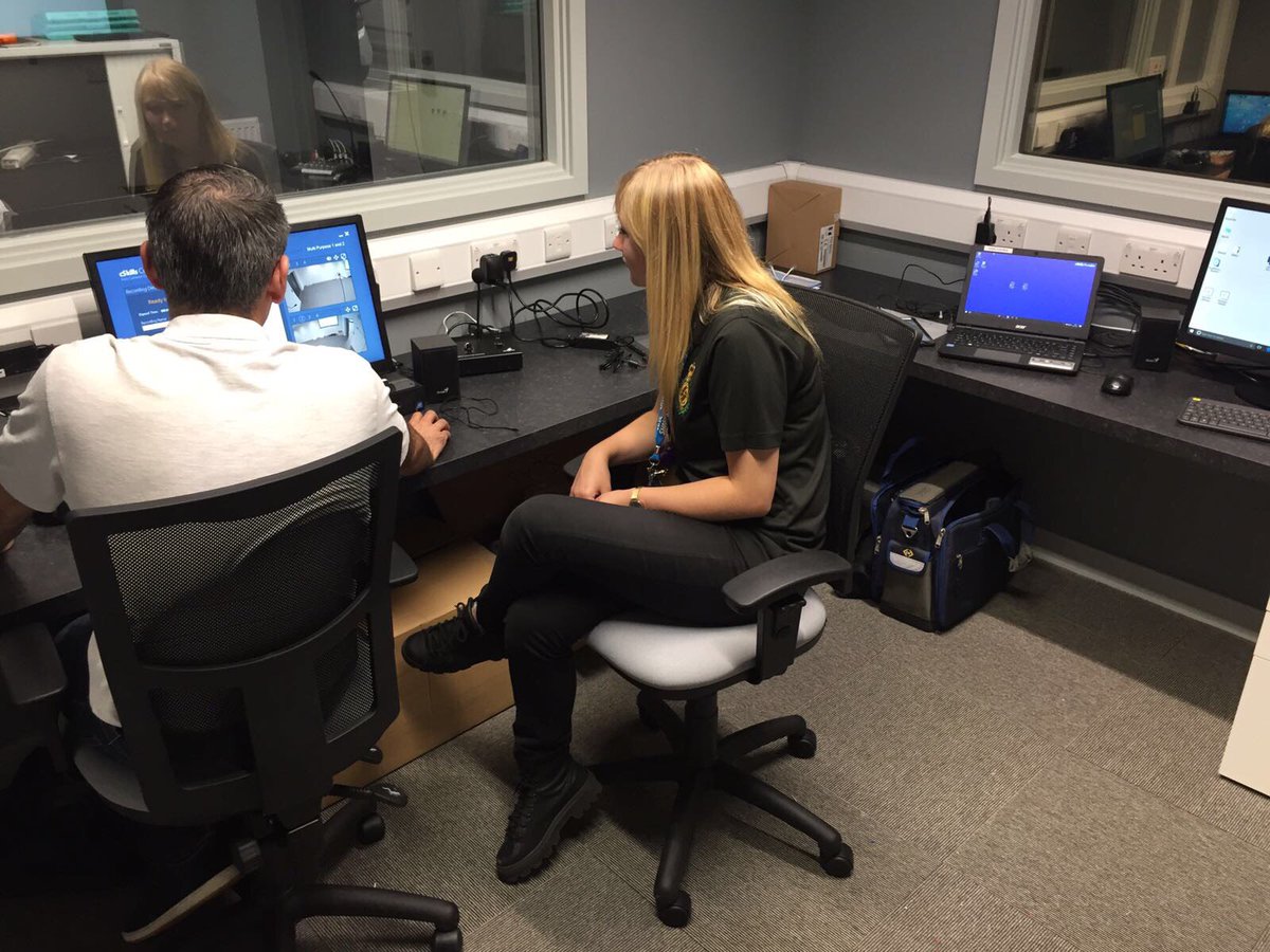 cskills_uk's tweet photo. Two more pictures from the immersive and control room @SCAS999 https://t.co/KZfit1YwqU