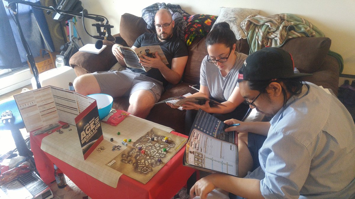 UE_Films's tweet image. Last weekend we tried out the #StarWars RPG by @FFGames! We had tons of fun! Maybe we will have a new campaign for the #LetsRole #Podcast? 🎧