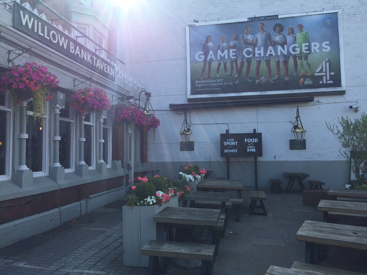 Any sports teams looking for somewhere to hold sport socials? The Willowbank, Smithdown rd is your place for the new season! <a href="/LiverpoolUni/">Liverpool University</a>