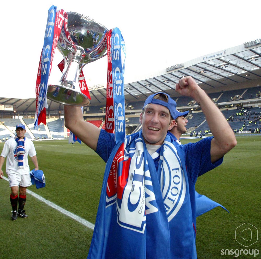 Happy Birthday to one of the real characters of Scottish football, Fernando Ricksen. A true warrior   