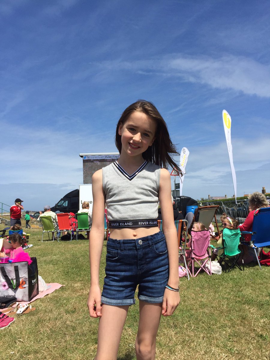 adylewin's tweet image. #SureBigScreen #LovingLife