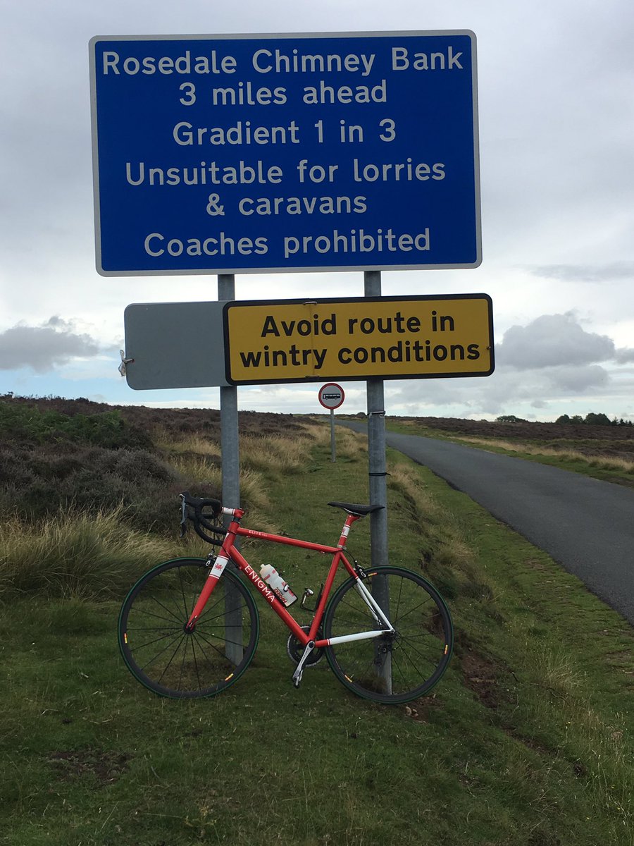 danmasqu's tweet photo. @Enigmabikes, Elite HSS Dragon Edition having fun on The North Yorkshire Moors! https://t.co/5dbFGWkni3