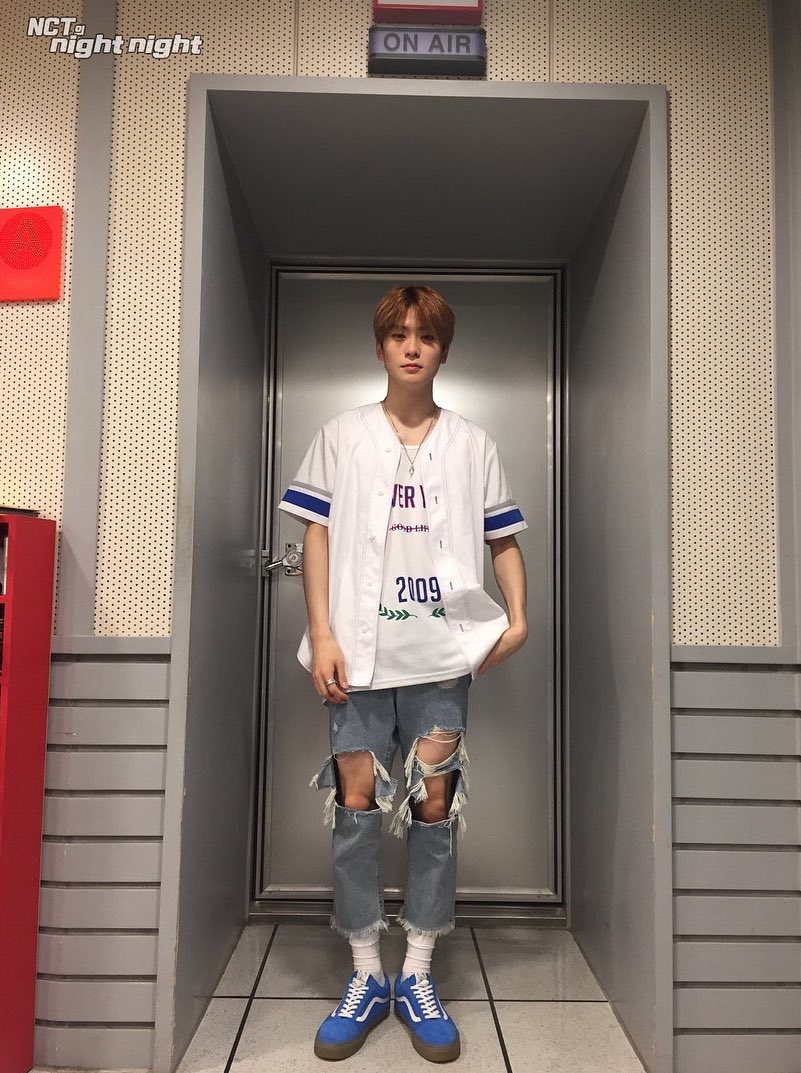 itstime1427's tweet photo. 🤔🤔🤔

#JaeTen https://t.co/Tns2K9uwML