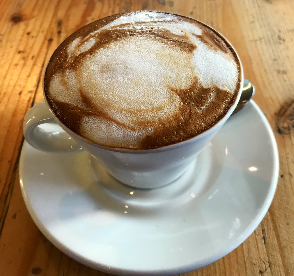 Love in a cup. 
#deliciouslyconscious
#soyaflatwhite 
#plantstrong 
#plantpower