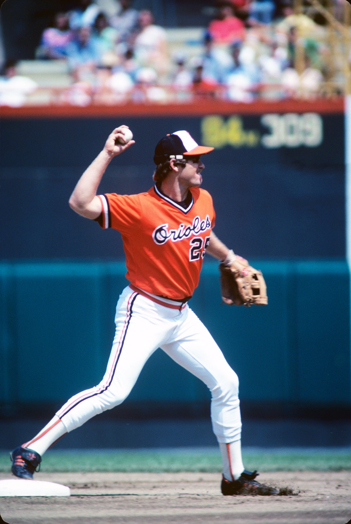 Happy 65th Birthday to Hall of Famer, Rich Dauer! 