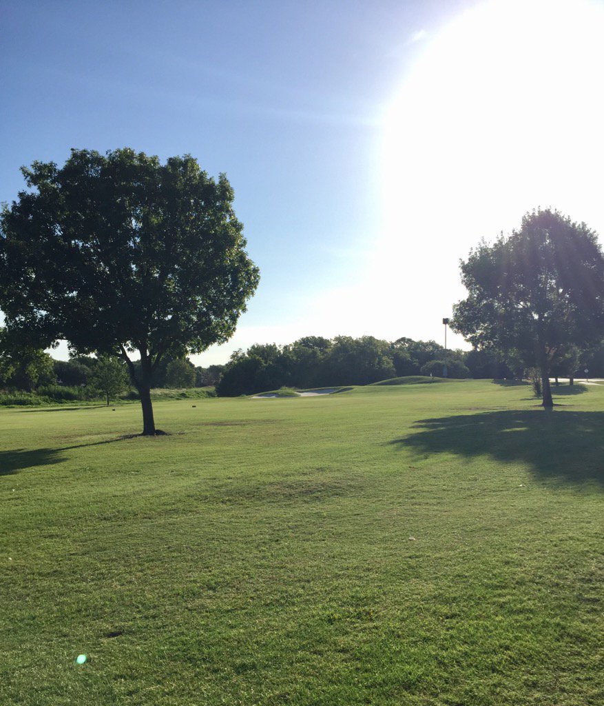 Jay_Tinsley83's tweet image. Pushing 101 today, course has handled the heat! @HarrellsLLC hydro90 is awesome in our shortgrass apps! #HarrellsMax