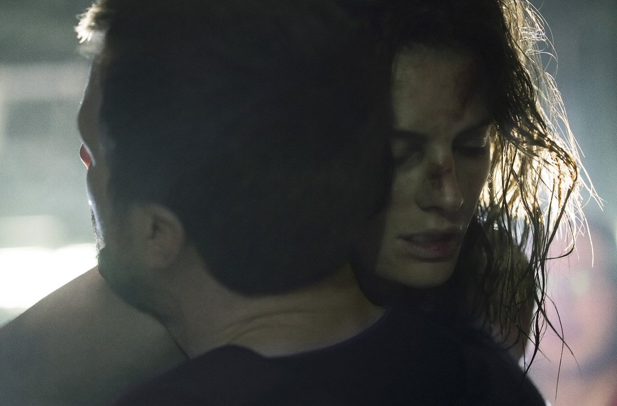 SwiatSerialiPL's tweet photo. @AbsentiaSeries @Stana_Katic powraca na ekrany w nowym serialu. Premiera już jesienią! Więcej: https://t.co/4pRaZ4Re5S https://t.co/piFNW9PWX1